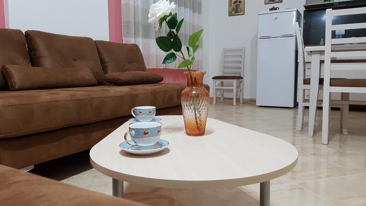 Appartamento Giallo Vlorë Extérieur photo
